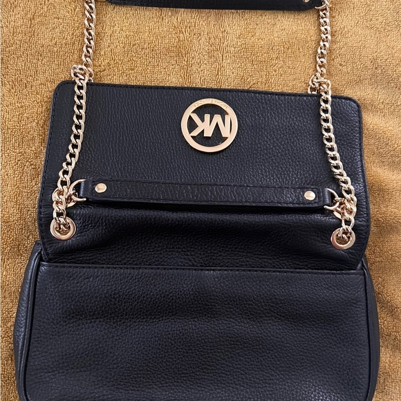 Michael Kors "Fulton" Black Shoulder Flap Bag - Picture 8 of 9